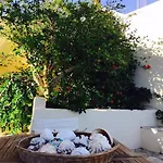The Seashell House - Chora, Kythera * Kýthira