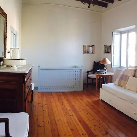 The Seashell House - Chora, Kythera *